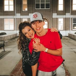 Meet your Posher, Sadie